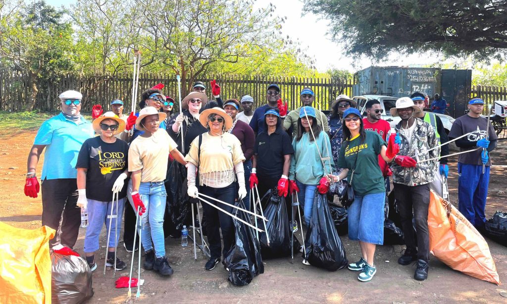 Phoenix for the Planet Community Clean Up